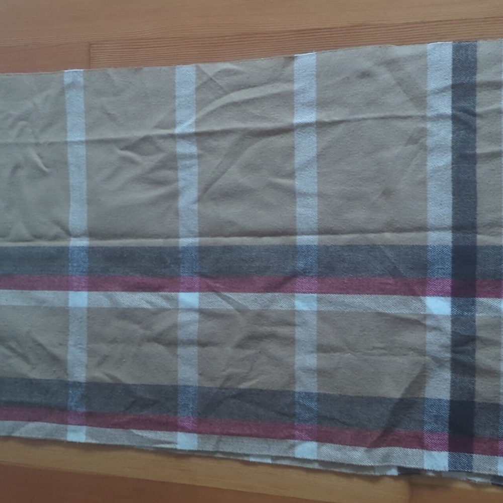 Scarf Beige Red Grey Check Pattern - Picture 3 of 5